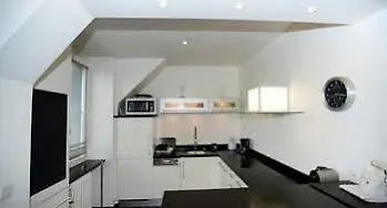 Appart Ambiance - Presqu'Ile Lyon 0*,  France